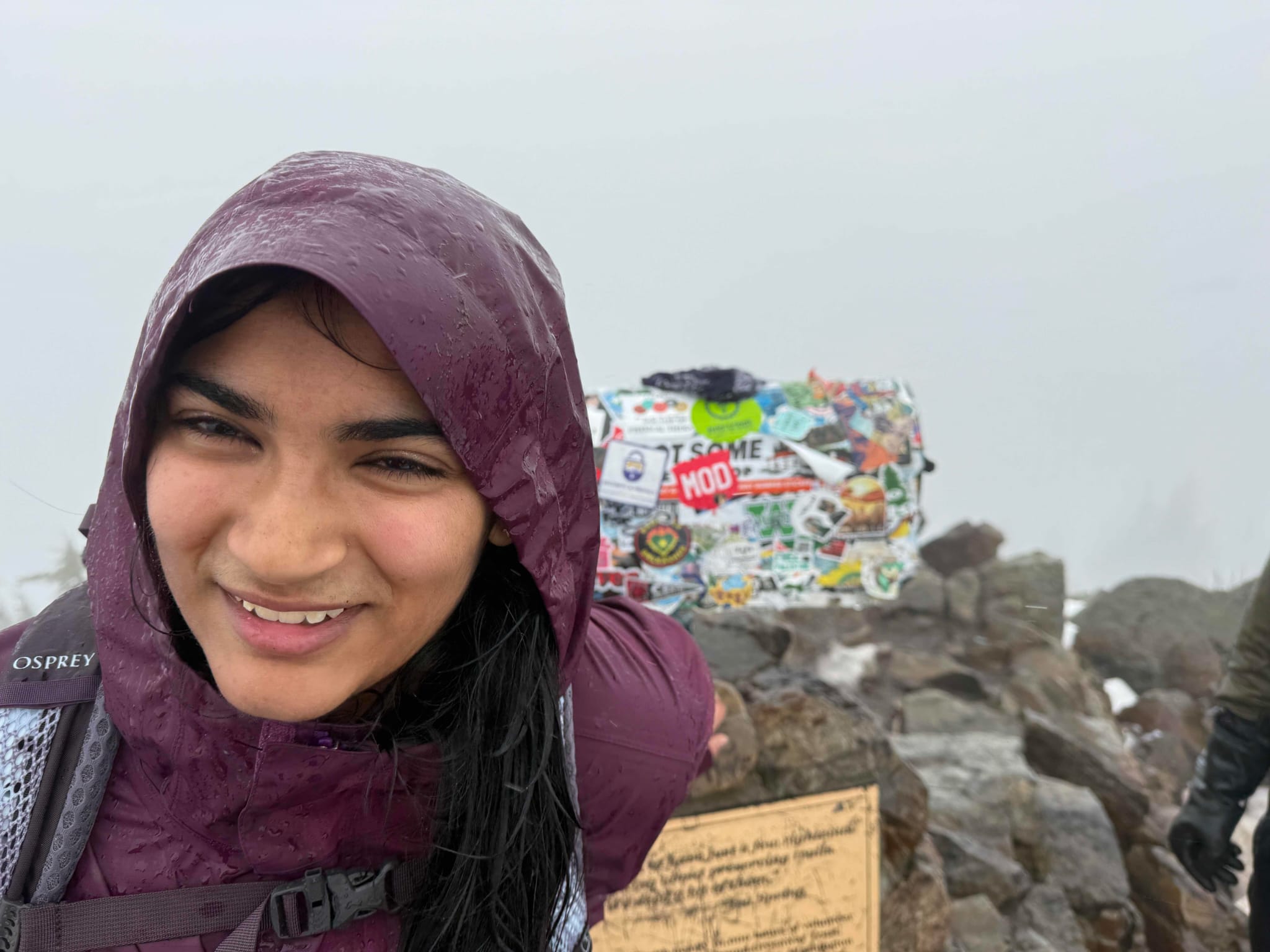 Snowy view on Mt Lafayette while hiking Franconia trail